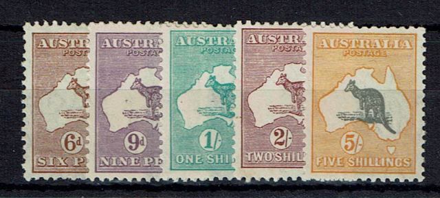 Image of Australia SG 107/11 LMM British Commonwealth Stamp
